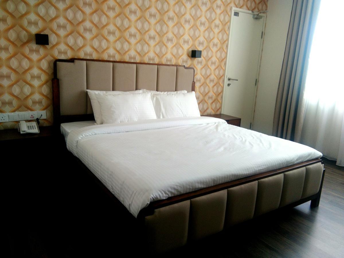 Wifi Boutique Hotel Джордж Таун Екстериор снимка